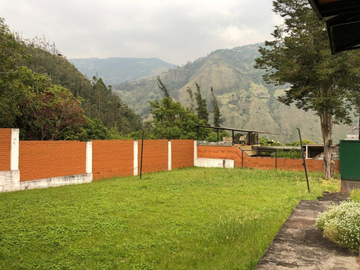 Mountain Chalet - Tungurahua Hot Springs/Aguas Termales Baños Dış mekan fotoğraf